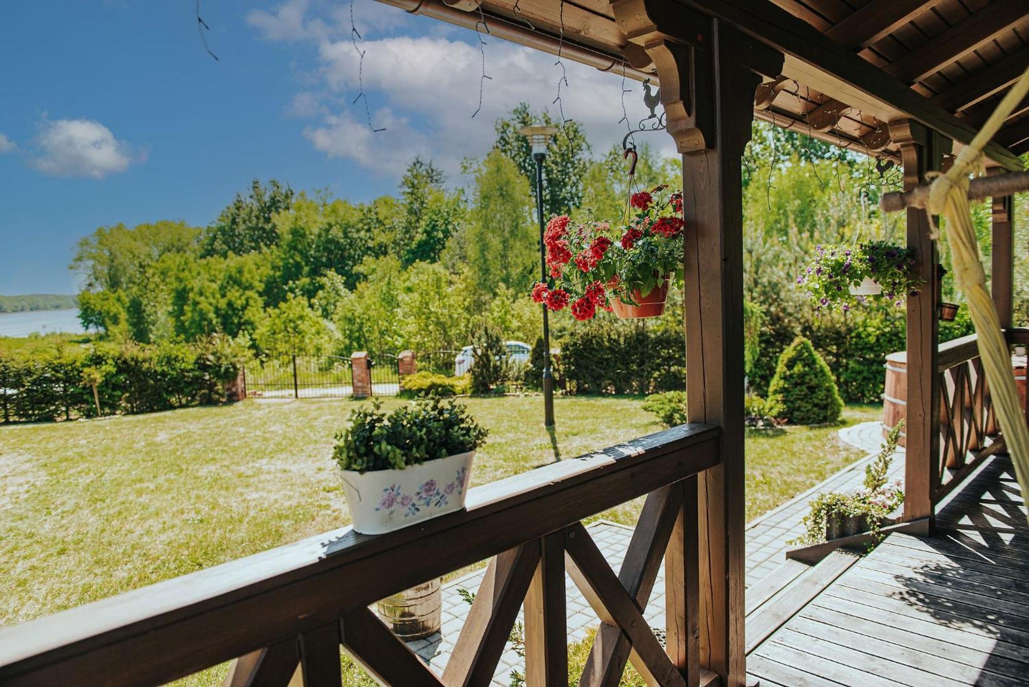 Rajski Domek Nad Jeziorem Radacz Villa Борне Сулиново Екстериор снимка