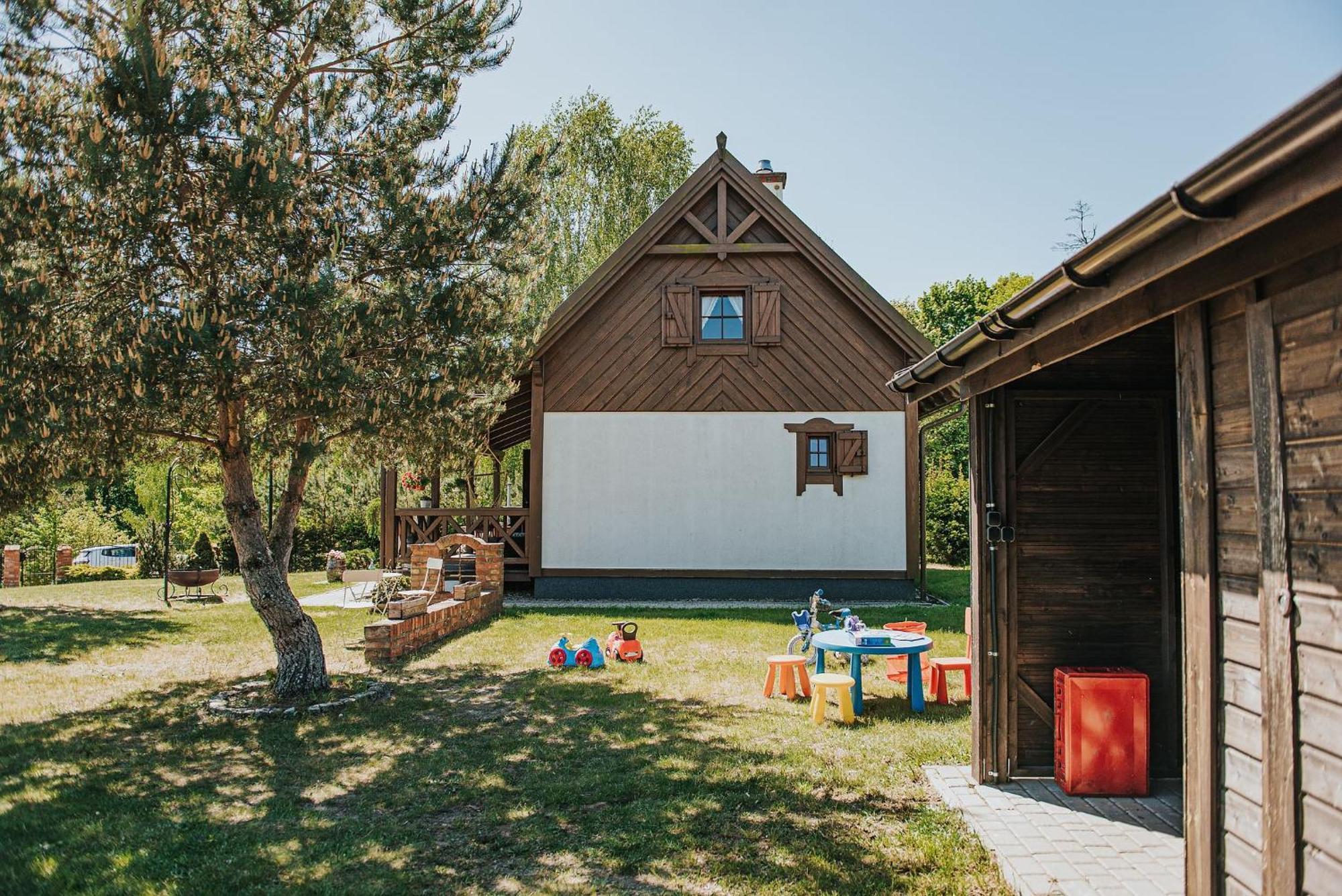 Rajski Domek Nad Jeziorem Radacz Villa Борне Сулиново Екстериор снимка